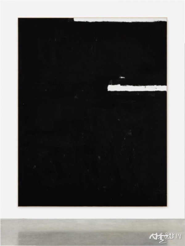 David Ostrowski, F(F) 2017, Acrylic on canvas, wood, 241 x 191 cm.jpg