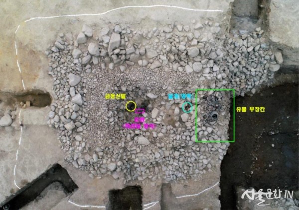 경주 황남동 120-2호분의 주요 유물 출토 위치.jpg